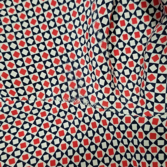 (XS) Joie 100% Silk Geometric Flowy Blouse Business Casual Luxury Formal - Picture 11 of 12